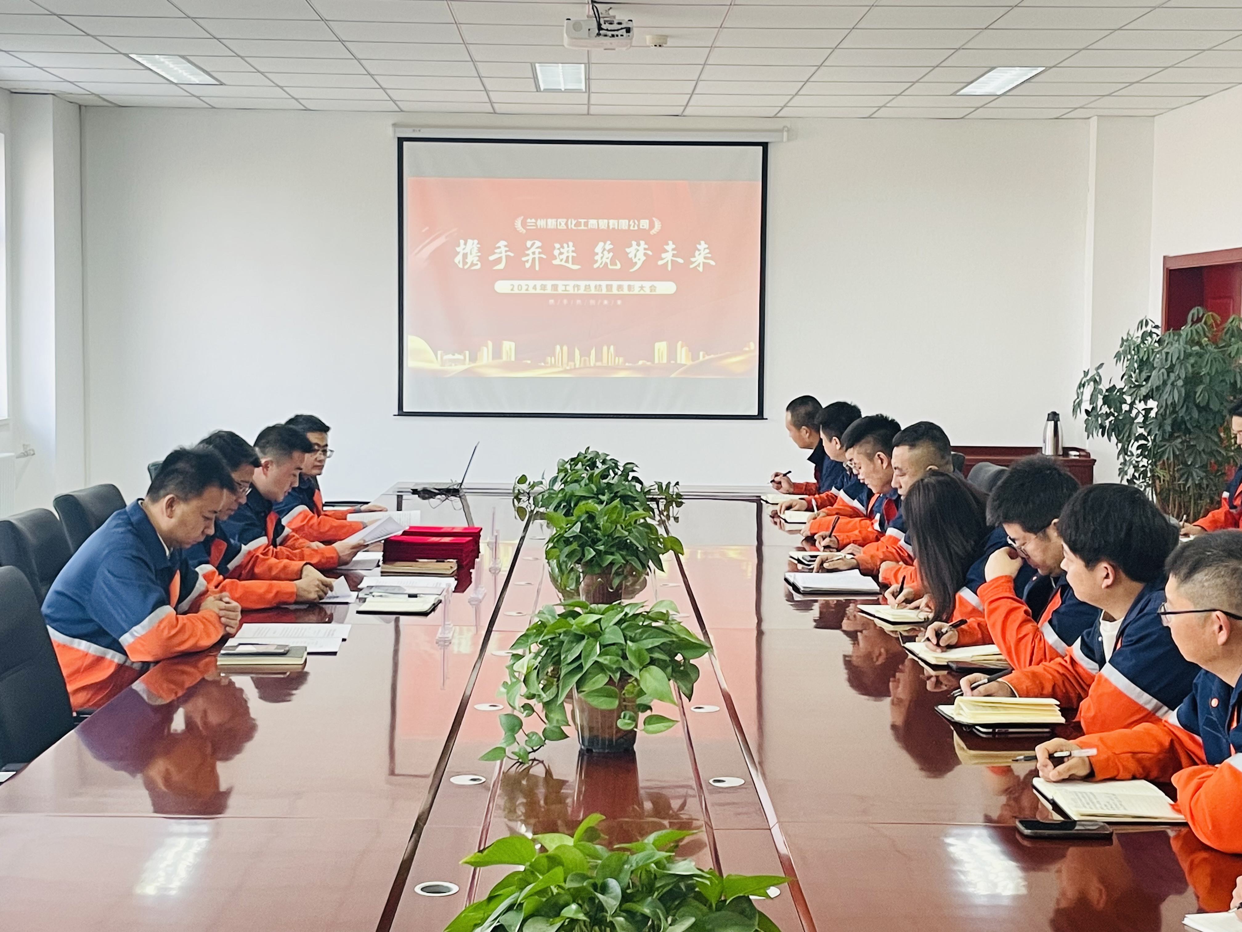 202501241737700213867595.jpg 9c43ca25580e582976208f6e9e9e6e1.jpg